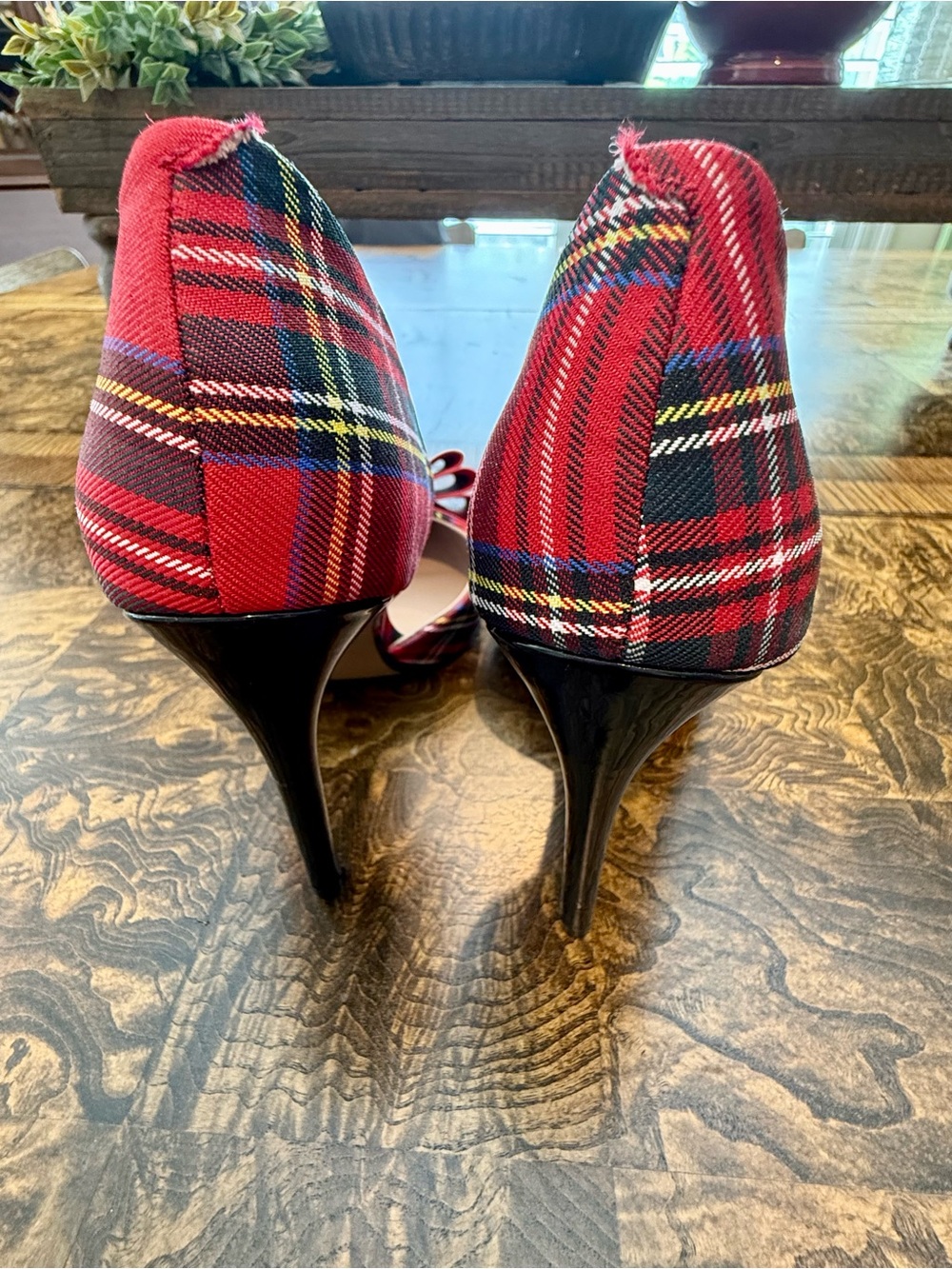 Betsey Johnson Prince d’Orsay in Red Plaid Pointed Toe w/Bow - Picture 4 of 7
